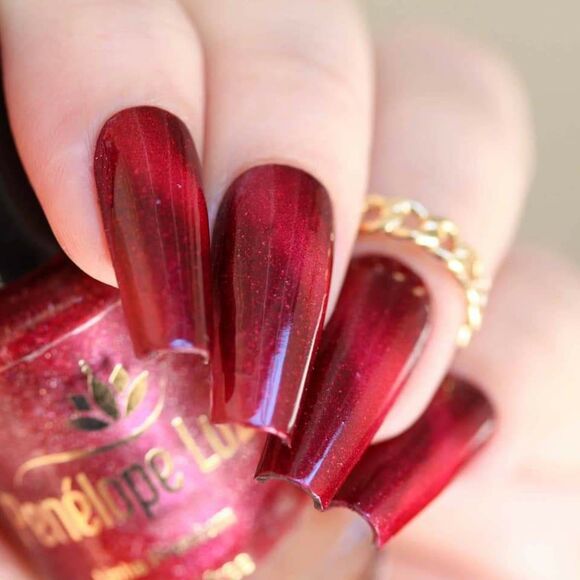 NEW Penelope Luz Nail Polish "Love Apple" Red PPU May 2020 Magnetic - Picture 1 of 8